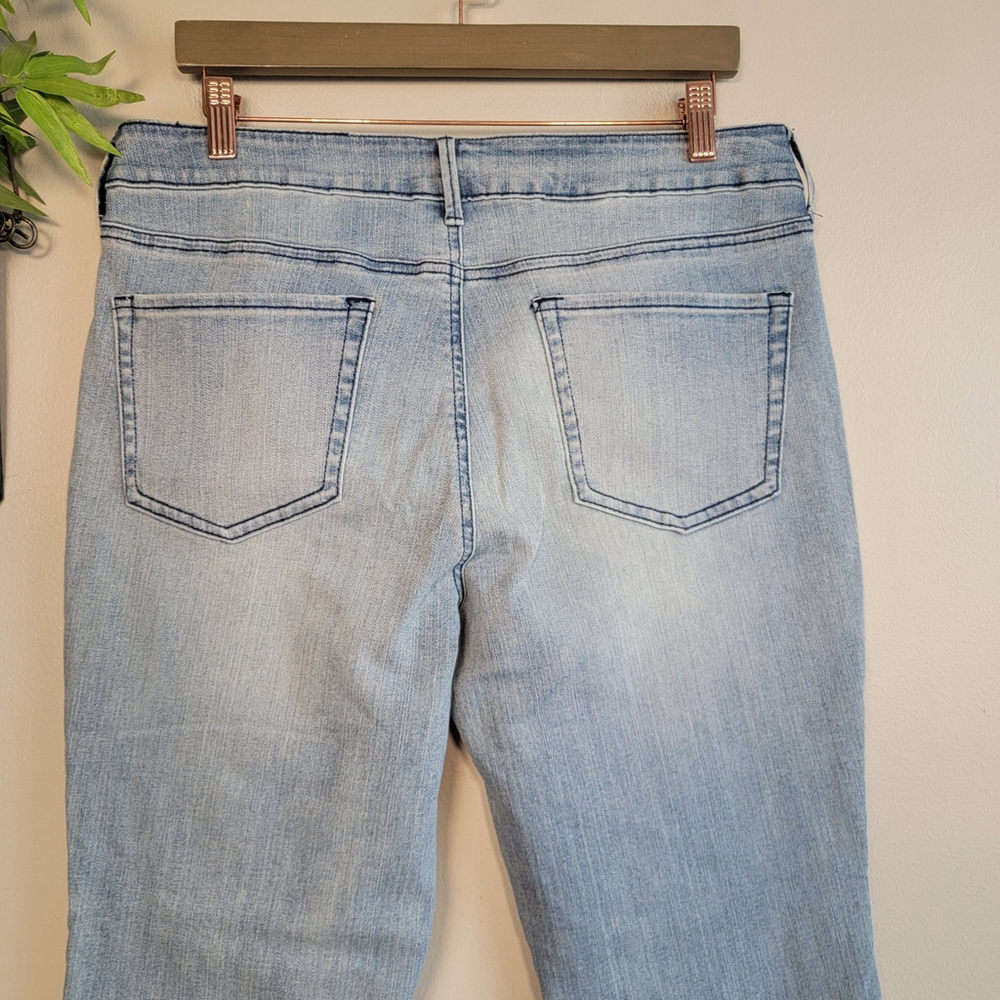 Not Your Daughters Jeans NYDJ Sheri Slim Ankle Embroidered Crop Light Wash 14 - Picture 8 of 12